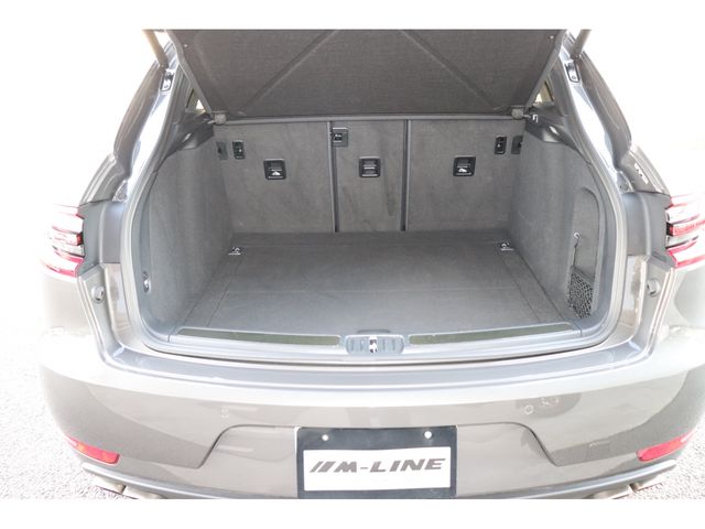 PORSCHE MACAN 2015 Image 31