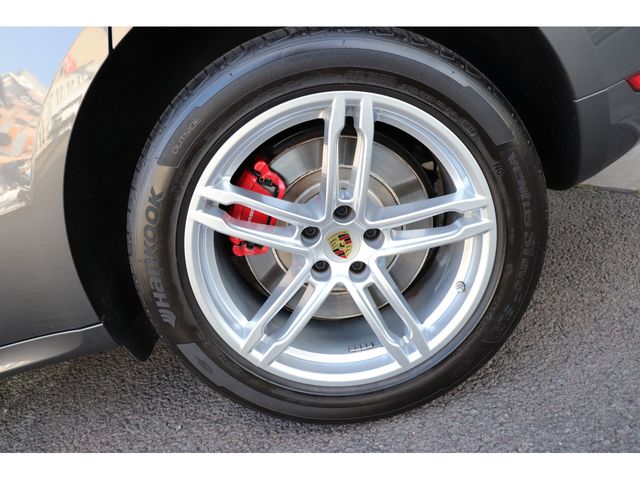 PORSCHE MACAN 2015 Image 31