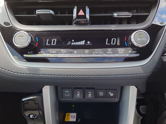 TOYOTA COROLLA CROSS HYBRID 2024 Image 31