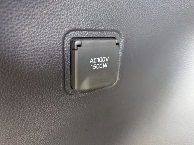 TOYOTA COROLLA CROSS HYBRID 2024 Image 31