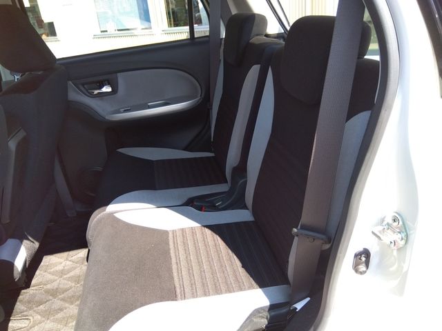 DAIHATSU CAST ACTIVA 2016 Image 31