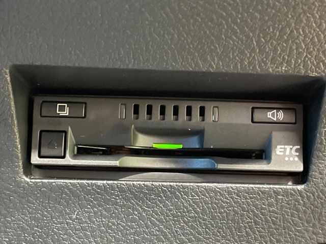 TOYOTA COROLLA FIELDER HYBR 2016 Image 31