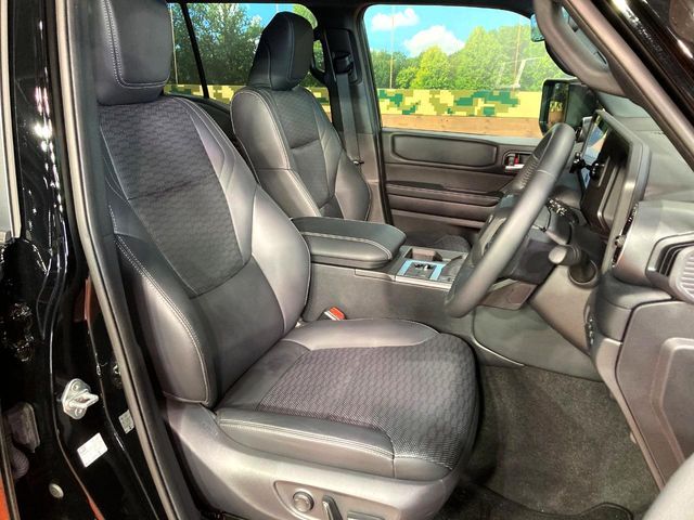 TOYOTA LANDCRUISER 250 2024 Image 31