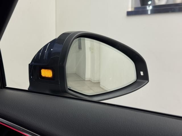 AUDI A4 2021 Image 31