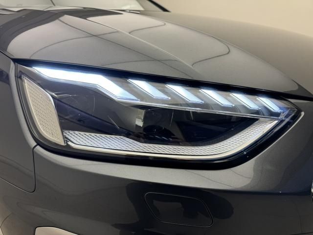 AUDI A4 2021 Image 31