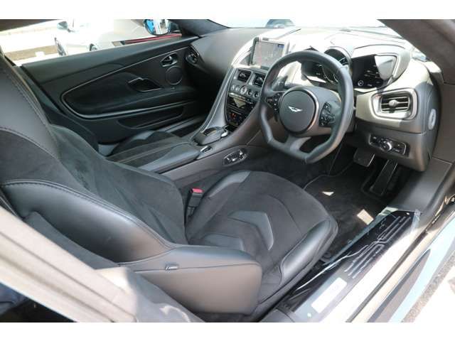 ASTON MARTIN ASTON MARTIN 2020 Image 31