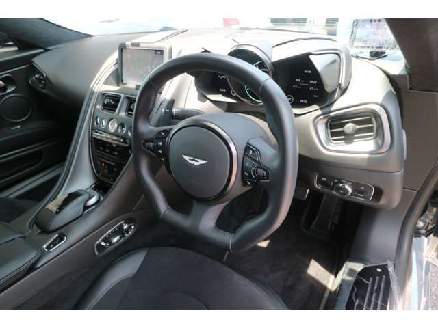 ASTON MARTIN ASTON MARTIN 2020 Image 31