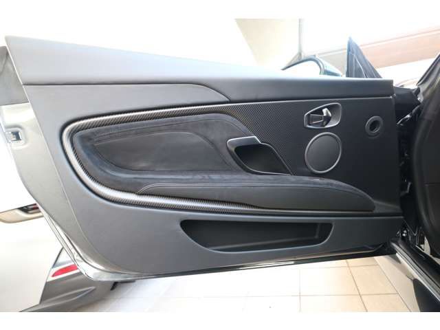 ASTON MARTIN ASTON MARTIN 2020 Image 31