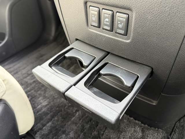 NISSAN ELGRAND  4WD 2017 Image 31