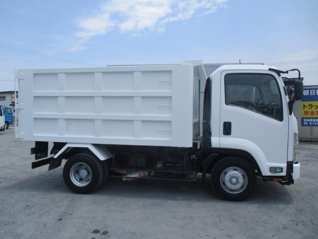 ISUZU FORWARD 2012 Image 31