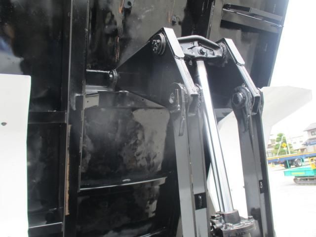 ISUZU FORWARD 2012 Image 31