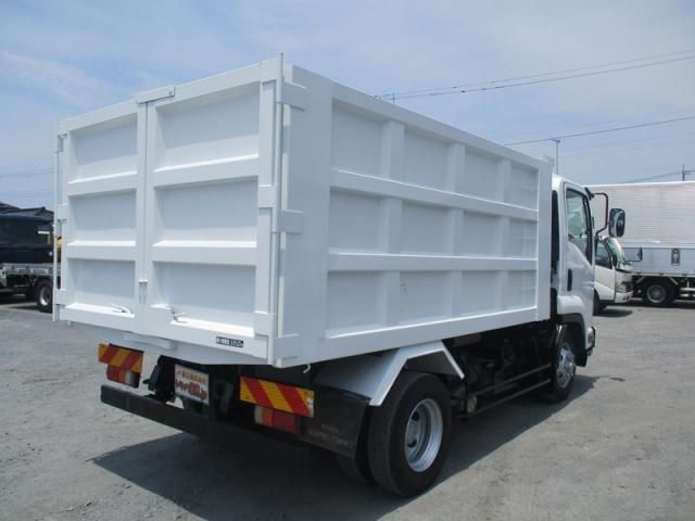 ISUZU FORWARD 2012 Image 31