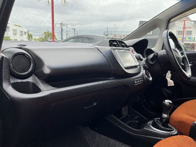 HONDA FIT 2011 Image 31