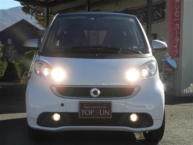 MCC SMART FORTWO COUPE 2012 Image 31