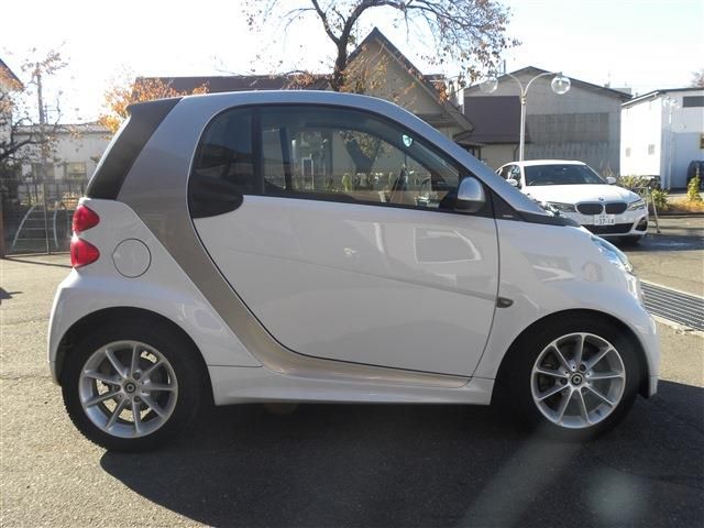 MCC SMART FORTWO COUPE 2012 Image 31
