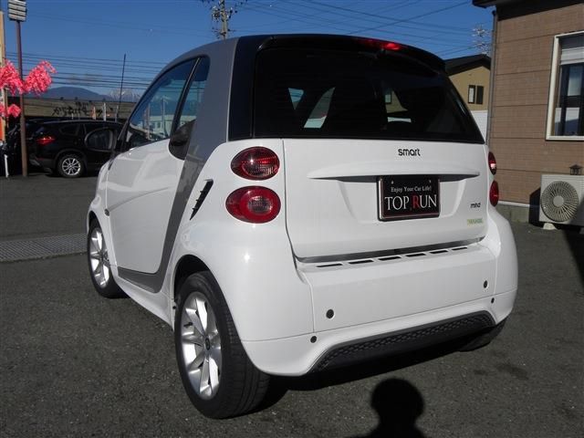 MCC SMART FORTWO COUPE 2012 Image 31