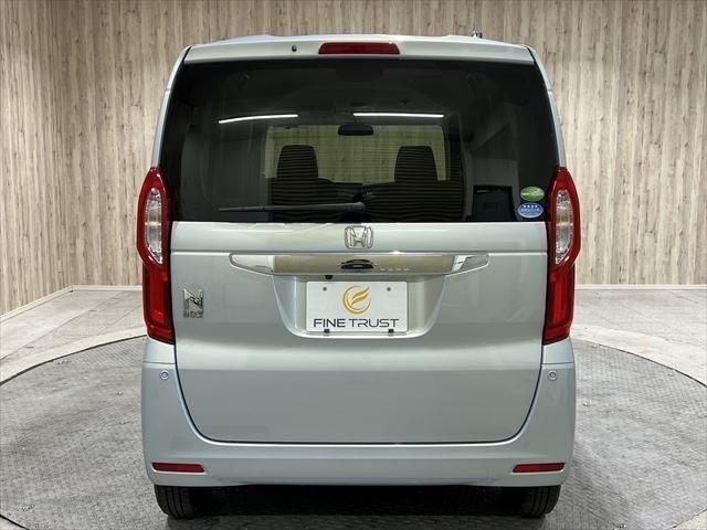 HONDA N BOX 2018 Image 31