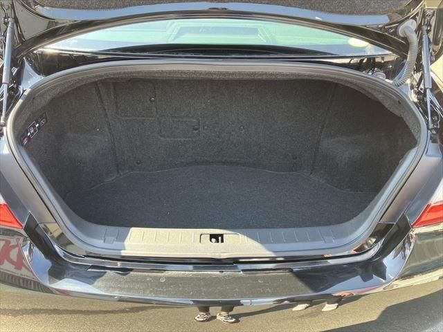 NISSAN FUGA HYBRID 2011 Image 31