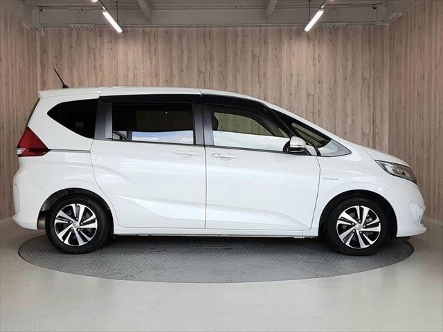 HONDA FREED HYBRID 2016 Image 31