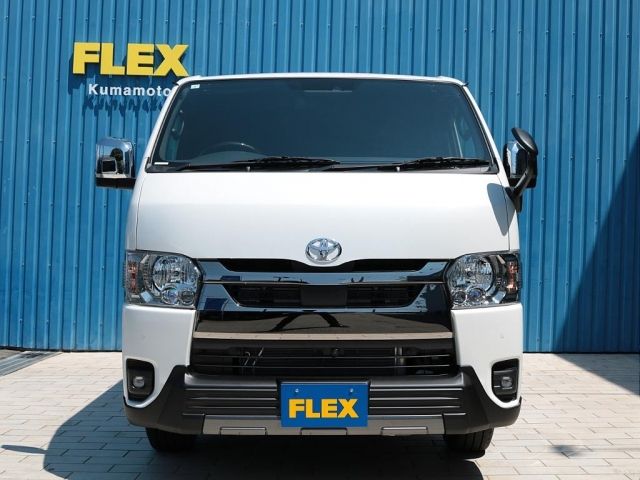 TOYOTA HIACE VAN 2WD 2024 Image 31