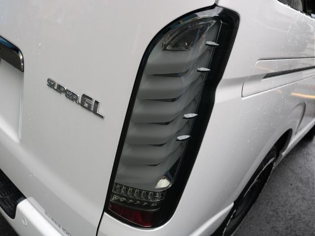 TOYOTA HIACE VAN 2WD 2024 Image 31