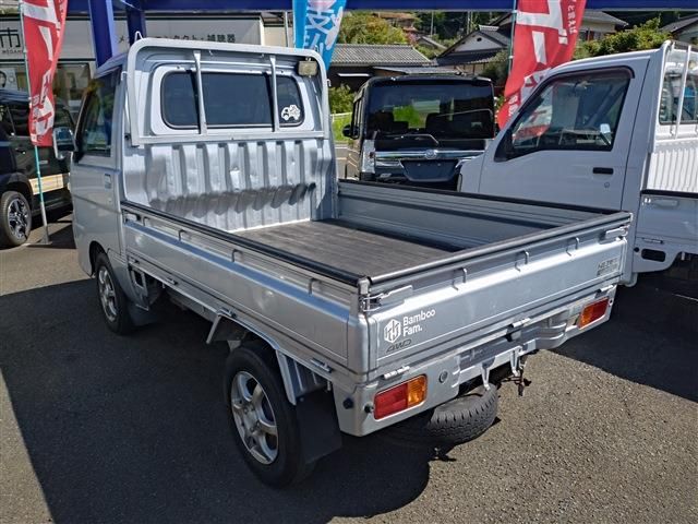 DAIHATSU HIJET TRUCK 4WD 2011 Image 31