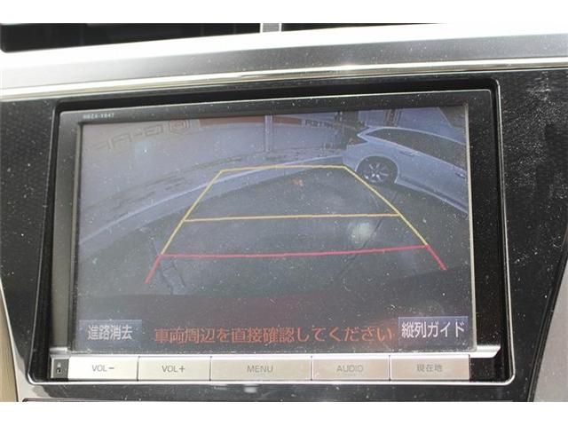 TOYOTA PRIUS ALPHA 2015 Image 31