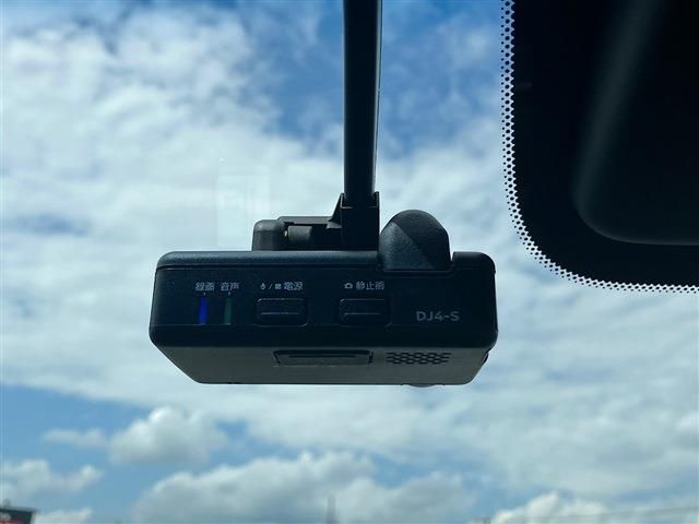 NISSAN FUGA 4WD 2021 Image 31