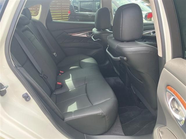 NISSAN FUGA 4WD 2021 Image 31