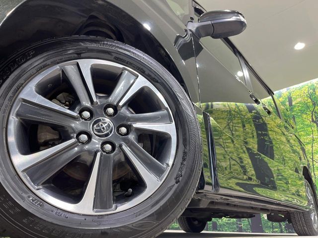 TOYOTA VOXY 4WD 2017 Image 31