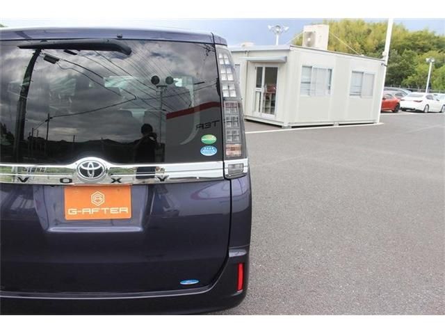 TOYOTA VOXY 2015 Image 31