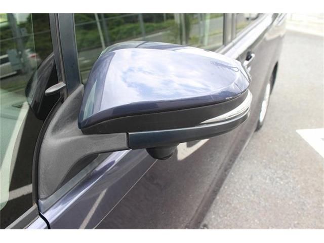 TOYOTA VOXY 2015 Image 31