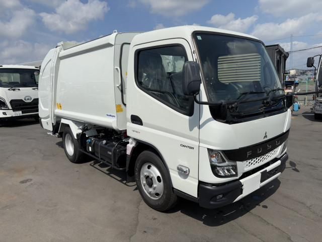 MITSUBISHI CANTER 2024 Image 31
