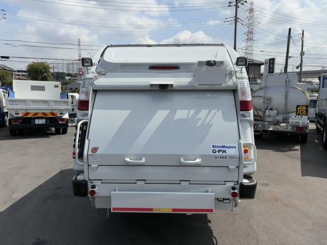 MITSUBISHI CANTER 2024 Image 31