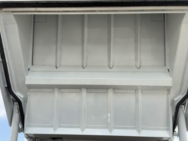 MITSUBISHI CANTER 2024 Image 31