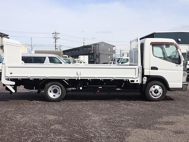 MITSUBISHI CANTER 2018 Image 31