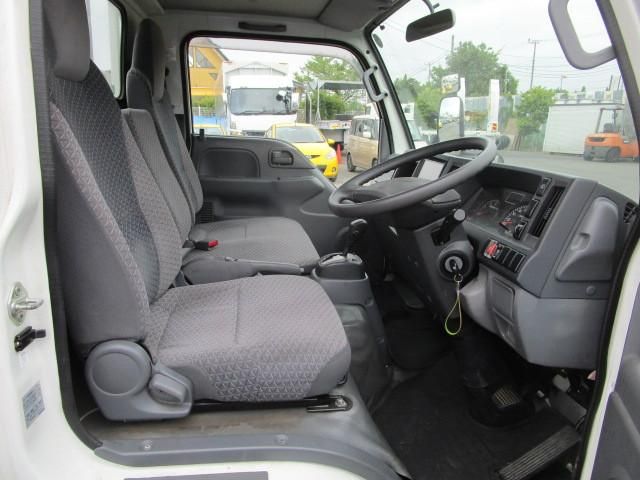 ISUZU ELF 2018 Image 31