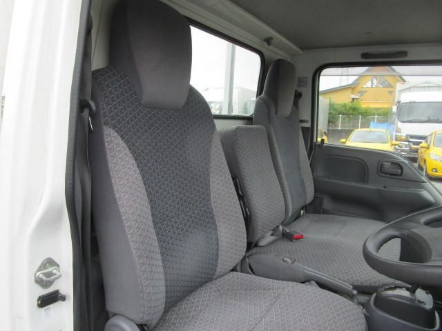 ISUZU ELF 2018 Image 31