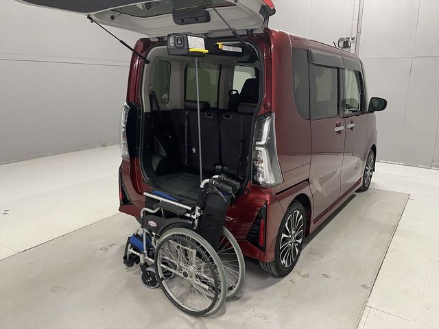 DAIHATSU TANTO CUSTOM 2022 Image 31