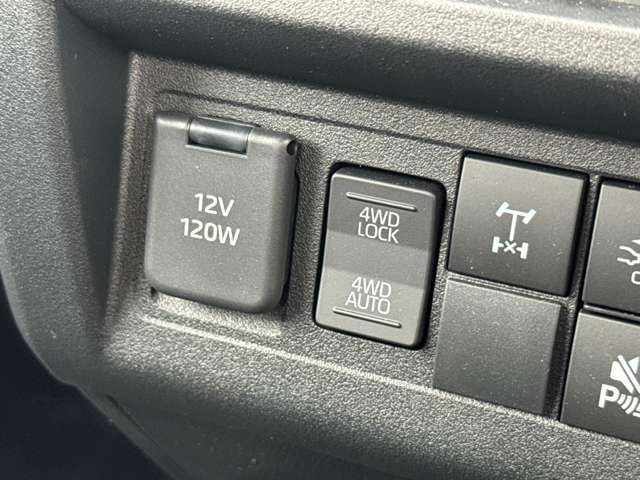 DAIHATSU HIJET TRUCK 4WD 2025 Image 31