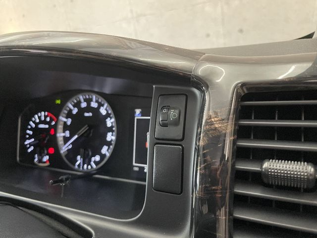 TOYOTA HIACE WAGON 2021 Image 31