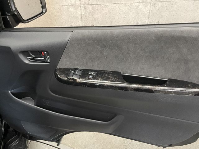 TOYOTA HIACE WAGON 2021 Image 31