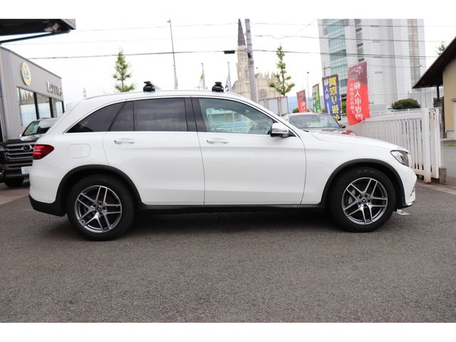 MERCEDES BENZ GLC CL 2018 Image 31