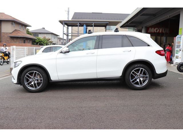 MERCEDES BENZ GLC CL 2018 Image 31