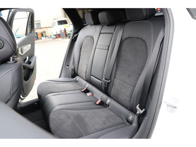 MERCEDES BENZ GLC CL 2018 Image 31