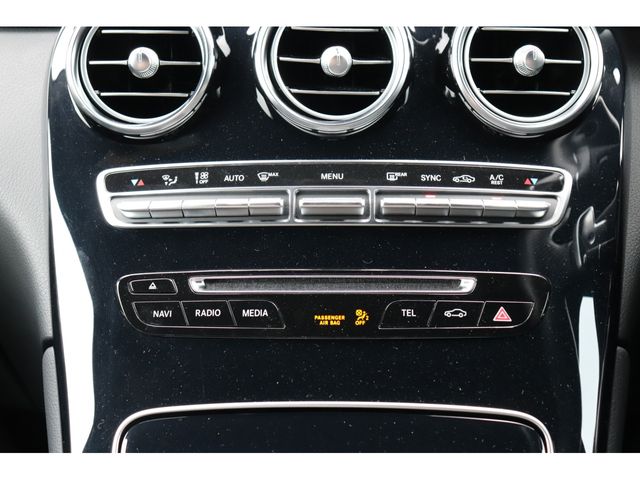 MERCEDES BENZ GLC CL 2018 Image 31