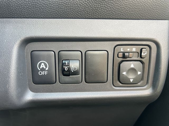 MITSUBISHI MIRAGE HATCHBACK 2012 Image 31