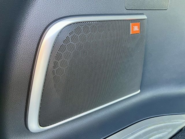 TOYOTA HARRIER 2WD 2023 Image 31