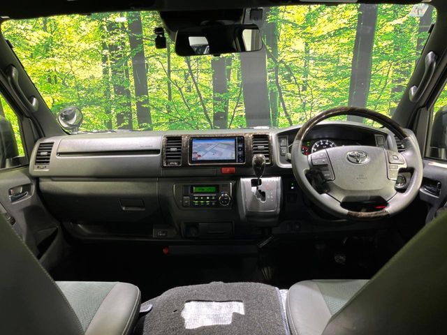 TOYOTA HIACE VAN 4WD 2023 Image 31