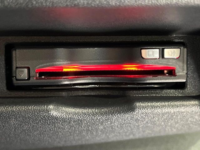 TOYOTA HIACE VAN 4WD 2023 Image 31